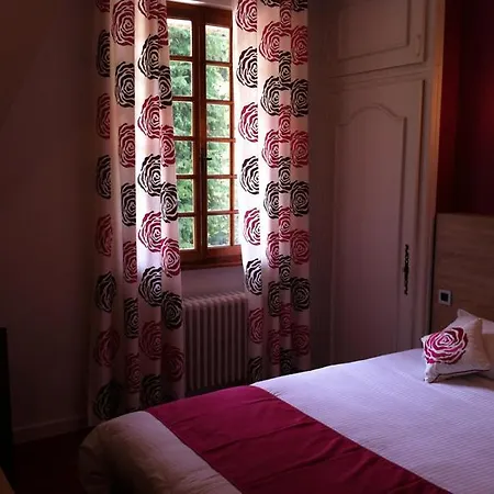 La Chrissandiere Отель La Balme-de-Sillingy